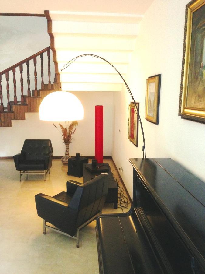 B&B Hollywood Olivadi Екстер'єр фото