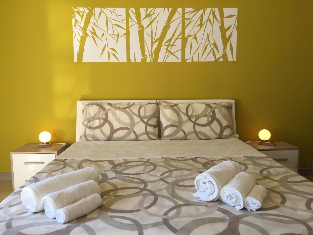 B&B Hollywood Olivadi Екстер'єр фото